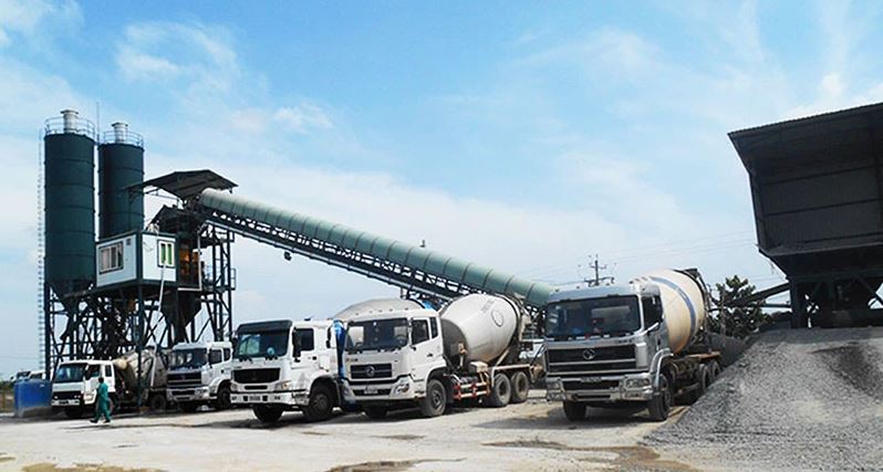 Vận chuyển bê tông tươi trong xây dựng